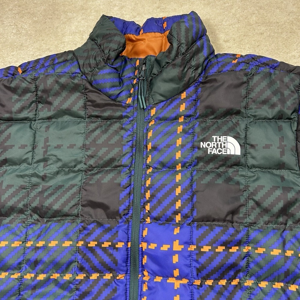 The North Face Thermoball Puffer Jacket Mens Small Coat Gorpcore Insulated Zip - Picture 3 of 9